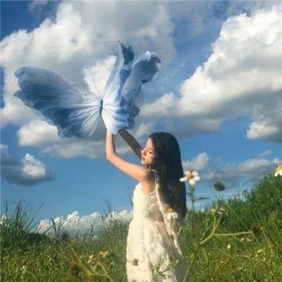 某天后之女晒豪宅名表，工作室声明未澄清，一夜之间引热议